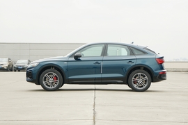 2022款奥迪Q5L