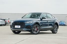 2022款奥迪Q5L