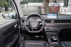 2022款东风风行S60