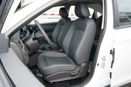 2022款东风风行S60