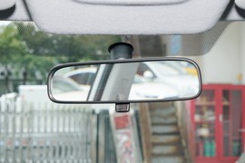 2022款东风风行S60