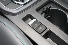 2022款东风风行S60