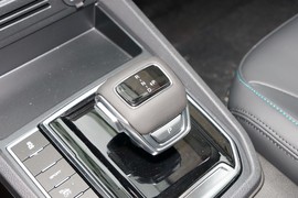 2022款东风风行S60