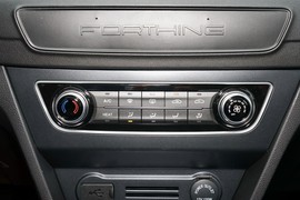 2022款东风风行S60