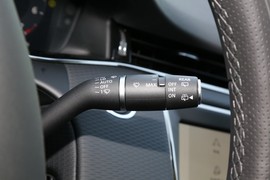 2023款路虎极光L