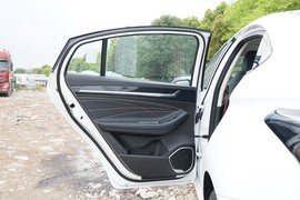 2023款奇瑞艾瑞泽5