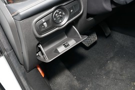 2023款奇瑞艾瑞泽5