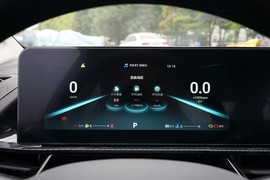 2023款奇瑞艾瑞泽5