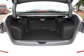 2023款奇瑞艾瑞泽5