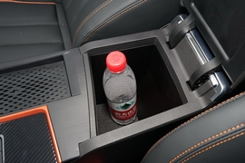 2023款奇瑞艾瑞泽5