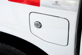 2013款东风风度锐骐皮卡2.4L两驱汽油标准型ZG24