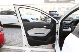 2022款奇瑞瑞虎3x