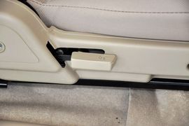 2013款东风风度锐骐皮卡2.4L两驱汽油标准型ZG24