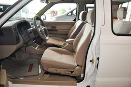 2013款东风风度锐骐皮卡2.4L两驱汽油标准型ZG24