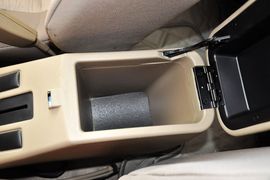 2013款东风风度锐骐皮卡2.4L两驱汽油标准型ZG24