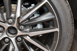 2023款丰田凯美瑞