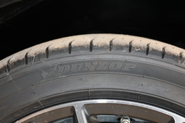 2023款丰田凯美瑞