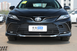 2023款丰田凯美瑞