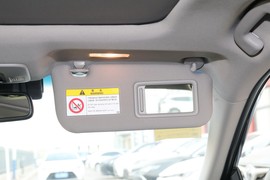 2023款丰田凯美瑞