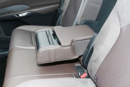 2023款雷克萨斯RX新能源