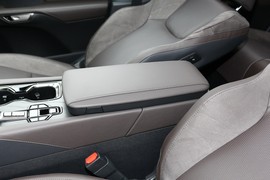 2023款雷克萨斯RX新能源