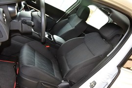 2013款标致3008