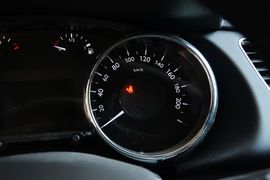 2013款标致3008