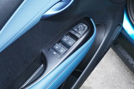 2023款比亚迪海豚