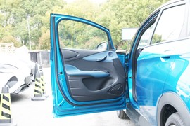 2023款比亚迪海豚