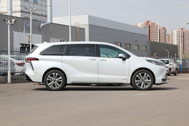 2023款丰田赛那SIENNA