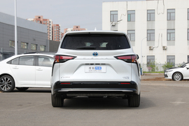 2023款丰田赛那SIENNA
