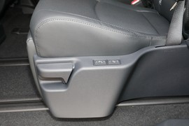 2023款丰田赛那SIENNA