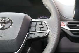 2023款丰田赛那SIENNA