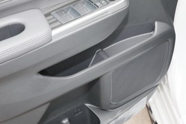 2023款丰田赛那SIENNA