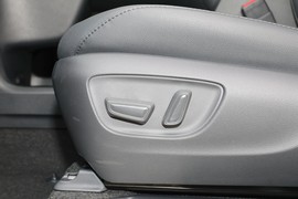 2023款丰田赛那SIENNA