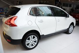 2013款标致3008