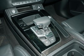 2022款奥迪Q5L
