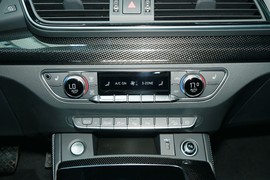 2022款奥迪Q5L