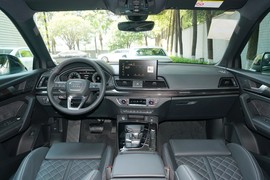 2022款奥迪Q5L