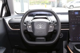 2023款丰田bZ3