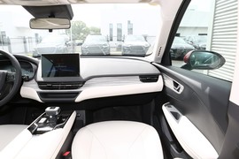 2023款红旗E-QM5