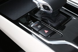 2023款红旗E-QM5