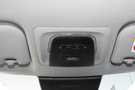 2023款丰田卡罗拉锐放