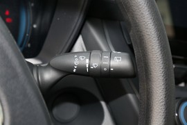 2023款丰田卡罗拉锐放