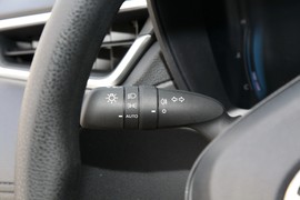 2023款丰田卡罗拉锐放