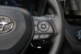 2023款丰田卡罗拉锐放