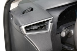 2023款丰田卡罗拉锐放