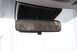 2023款丰田卡罗拉锐放