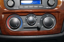 2023款长安凯程睿行EM60