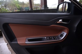 2014款海马福美来M5